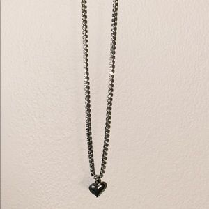 BRANDY MELVILLE heart choker